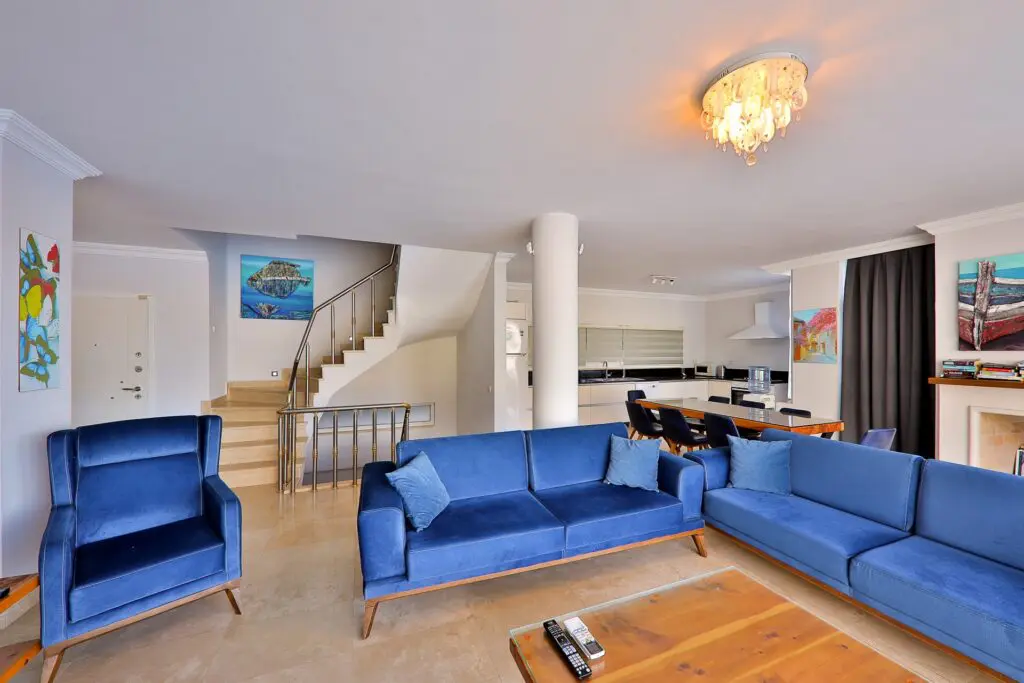 Luxury 6-Bedroom Beachfront Villa with Private Pool & Stunning Sea Views