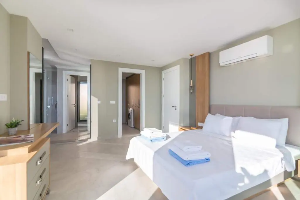 Semi-Detached Ultra Modern Villa in Ortaalan