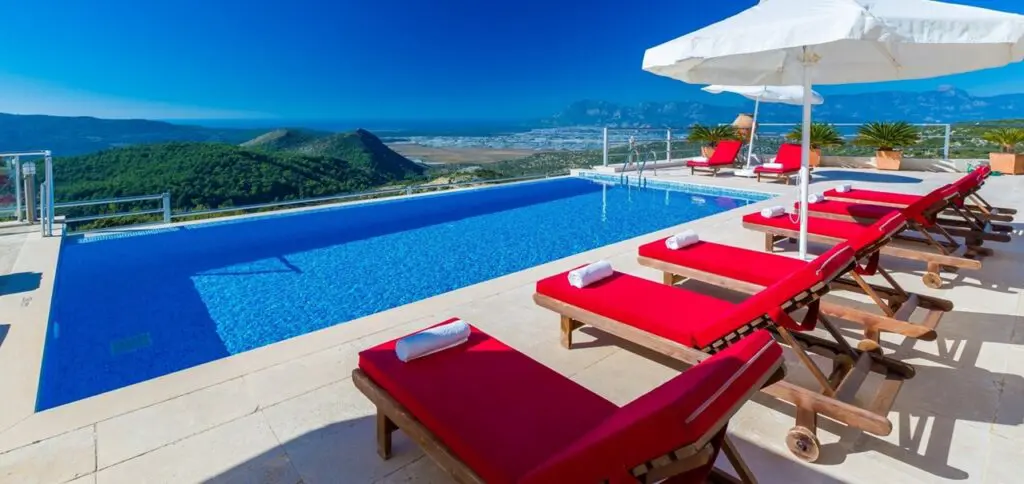 Luxury secluded Villa in Islamlar