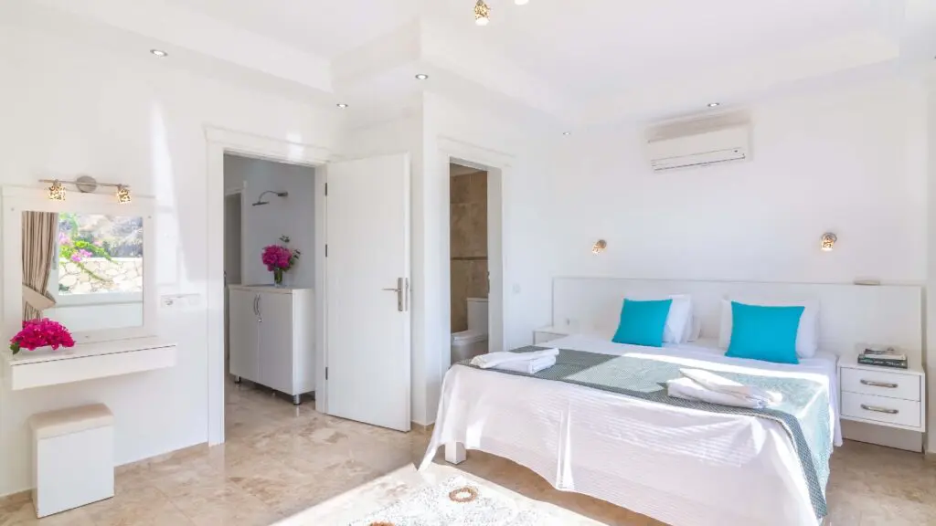 Luxury Apartment with Panaromic Views and Infinity Pool