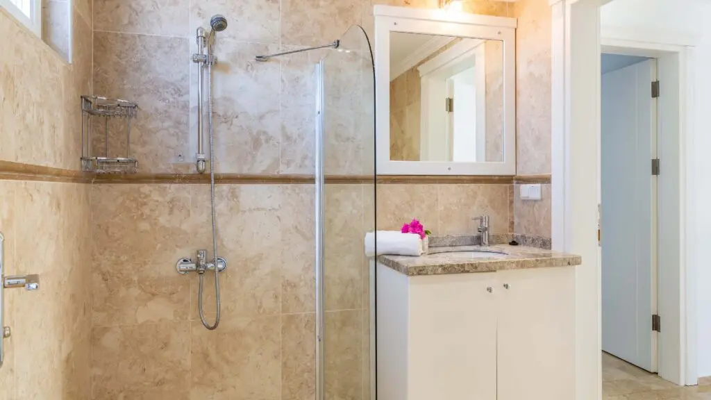 Luxury Apartment with Panaromic Views and Infinity Pool