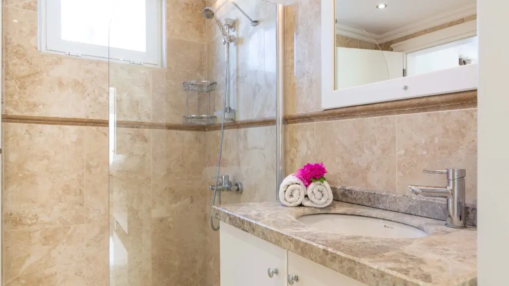 Luxury Apartment with Panaromic Views and Infinity Pool