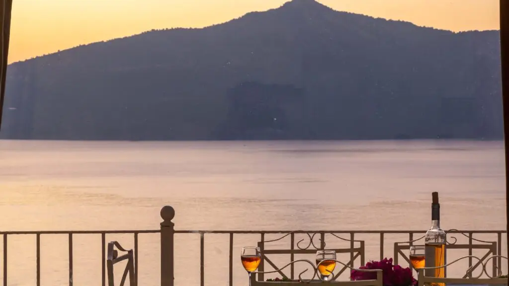 Luxury Apartment with Panaromic Views and Infinity Pool