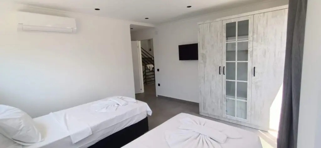 New build project 3 bedroom detached villa on Kalamar rd