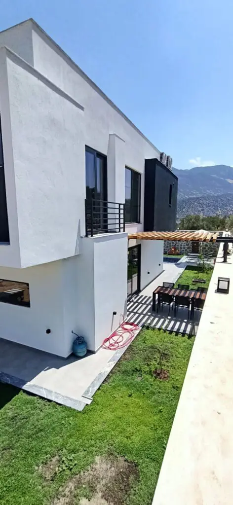 New build project 3 bedroom detached villa on Kalamar rd