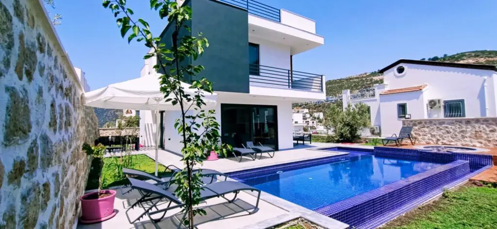 New build project 3 bedroom detached villa on Kalamar rd