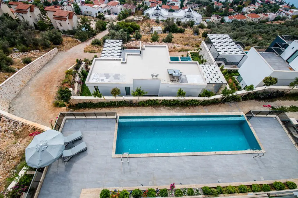 2 bed luxury apartment with amazing views