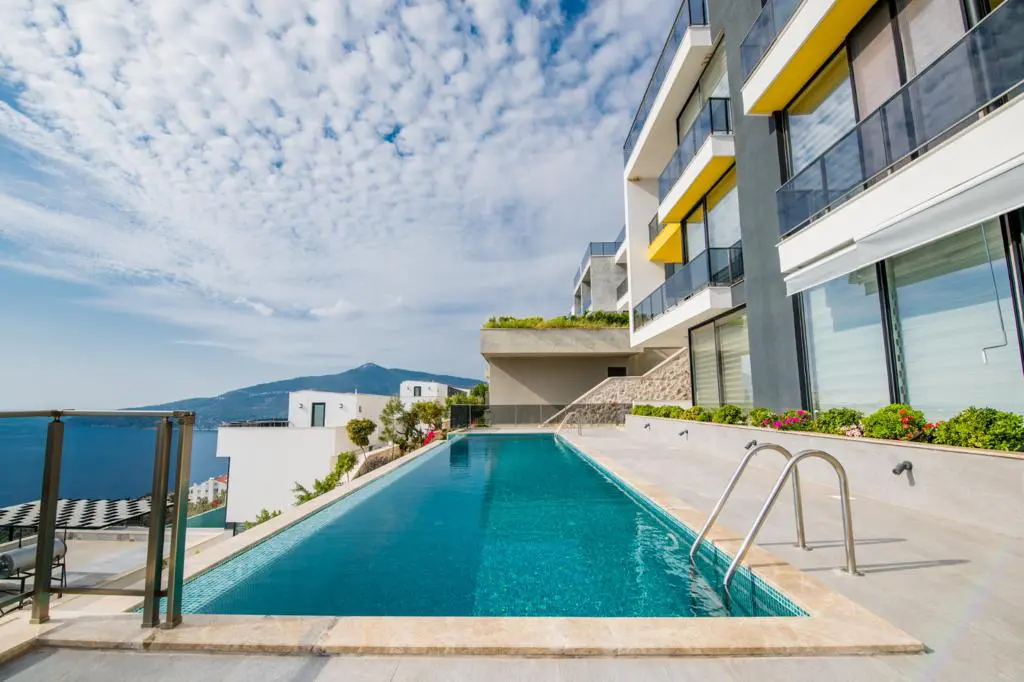 2 bed luxury apartment with amazing views