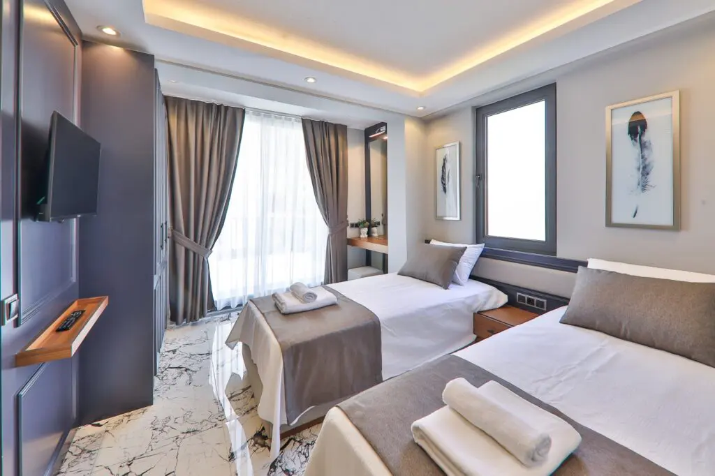 Contemporary 3 Bedroom Villa in Ortaalan