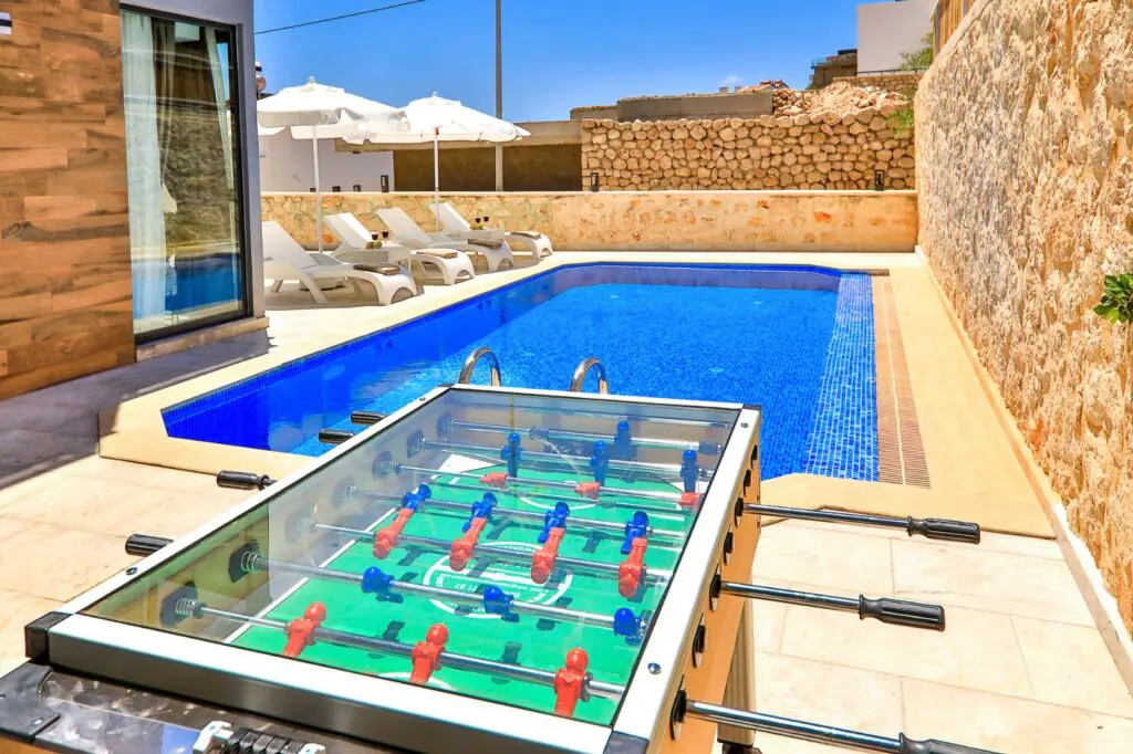 Contemporary 3 Bedroom Villa in Ortaalan