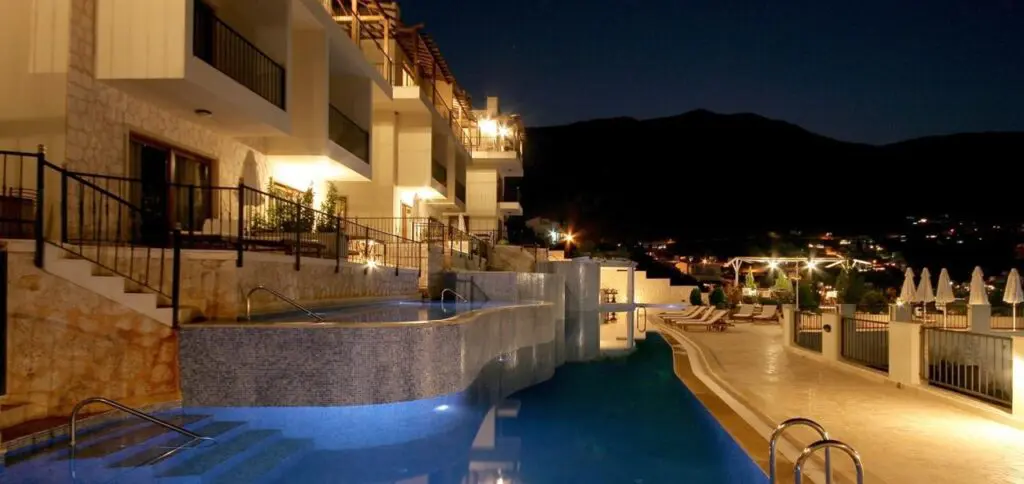 Automatically updates image attributes when a post is published or updated. Ensures image attributes are always consistent with settings.