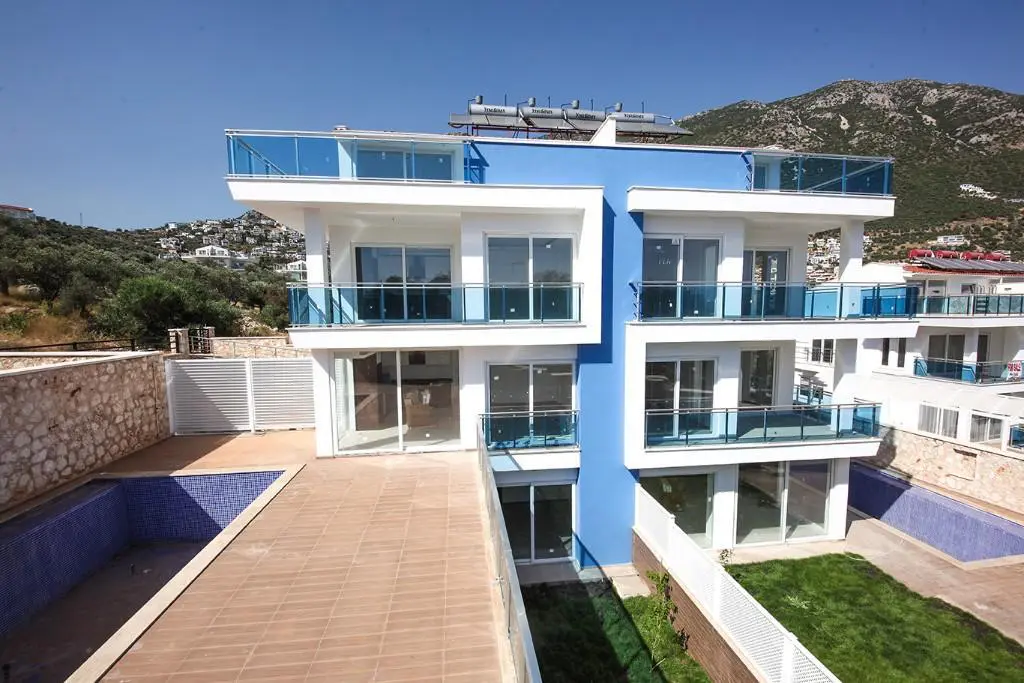 3 Bedroom Penthouse with Private Rooftop Pool in Central Kalkan
