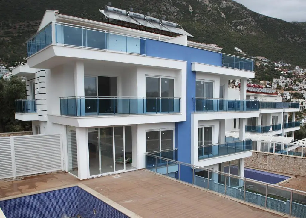 Apartment with private pool