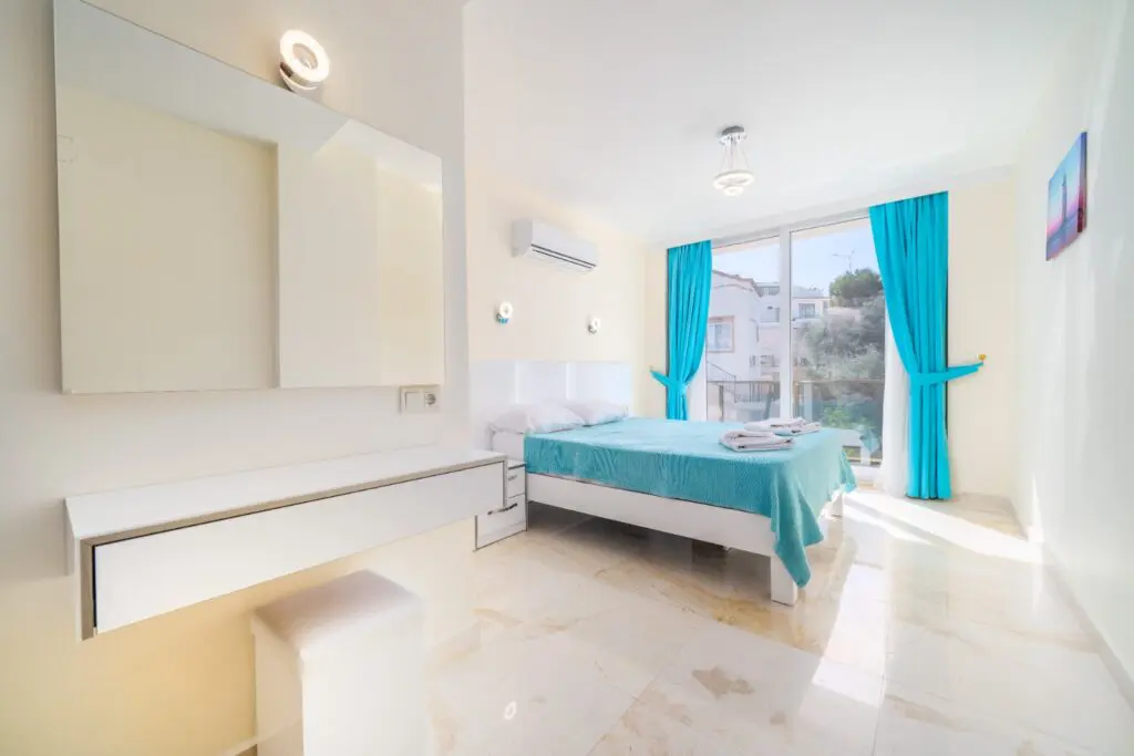Private Pool Apartment in Kalkan – Luxury 3-Bedroom Penthouse with Sea Views in Town Centre