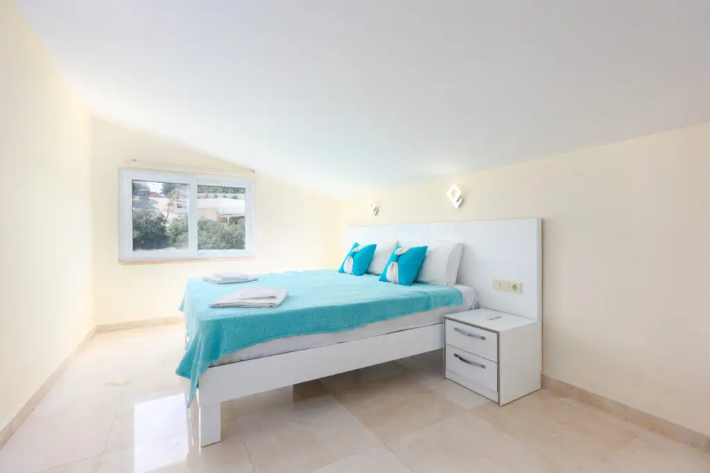 Private Pool Apartment in Kalkan – Luxury 3-Bedroom Penthouse with Sea Views in Town Centre