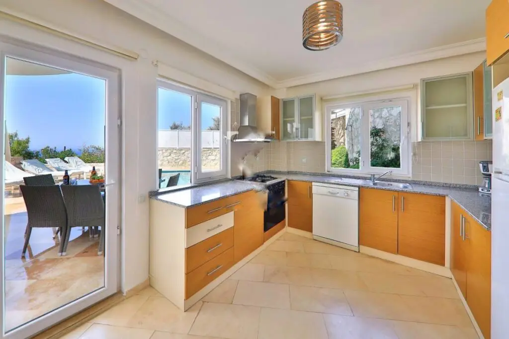 Bargain 3 Bedroom Villa with Stunning Views