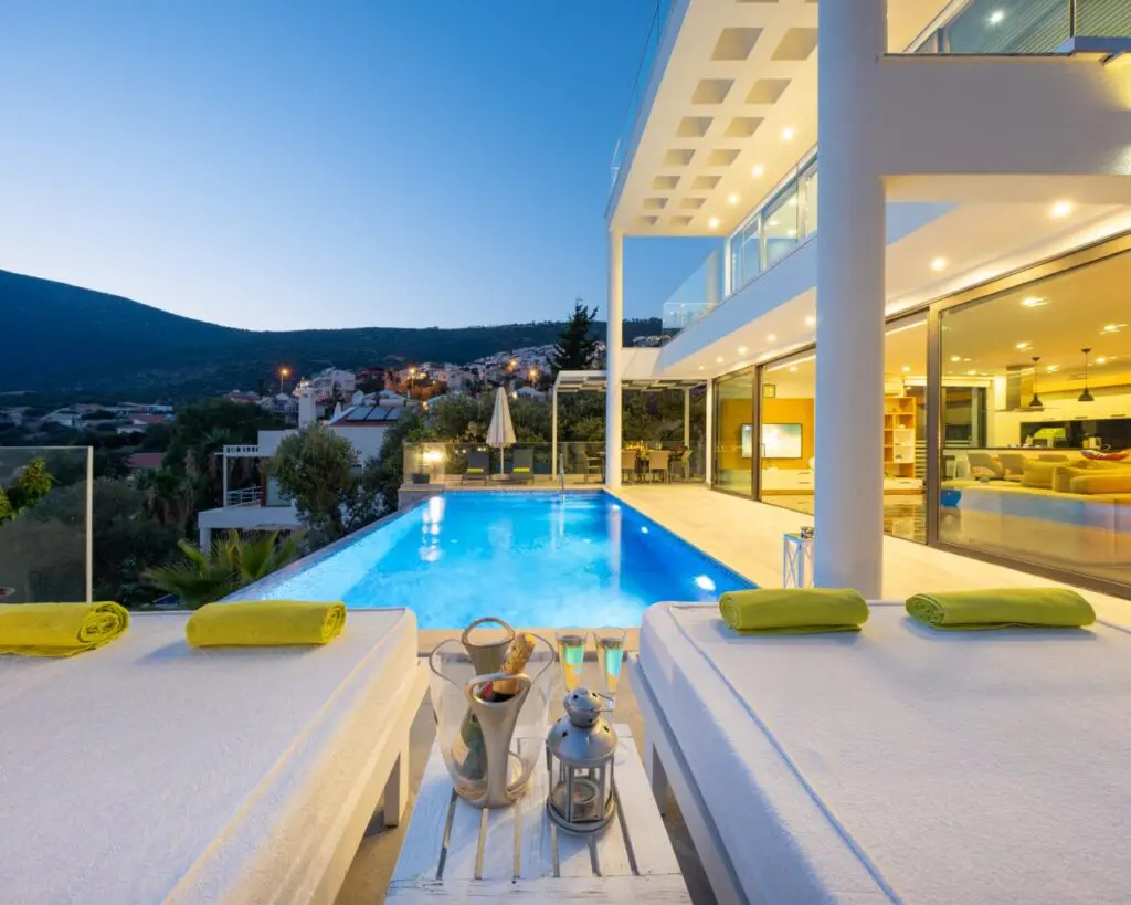 Seafront Ultra Modern Villa with Amazing Views