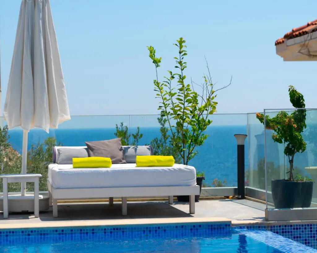 Seafront Ultra Modern Villa with Amazing Views