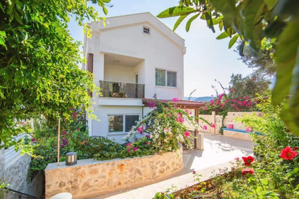 5 Bedroom Detached Villa with Sauna