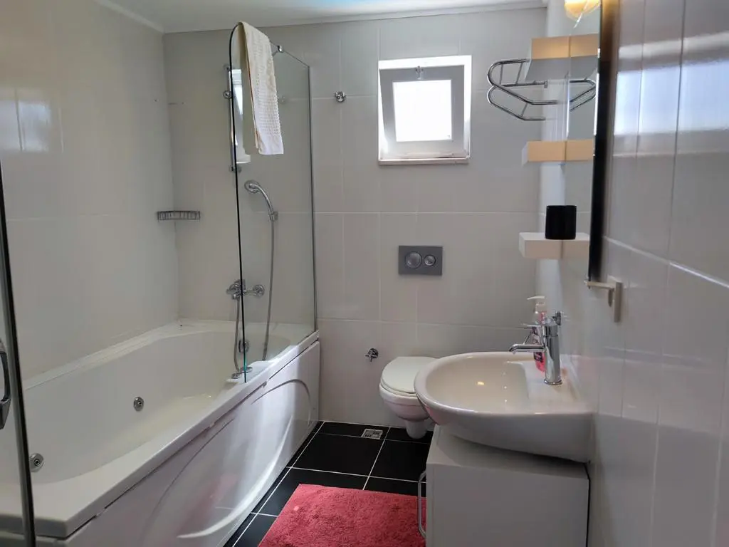 5 Bedroom Detached Villa with Sauna