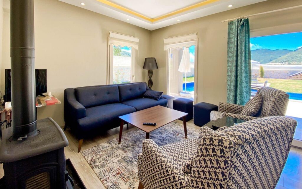 Automatically updates image attributes when a post is published or updated. Ensures image attributes are always consistent with settings.