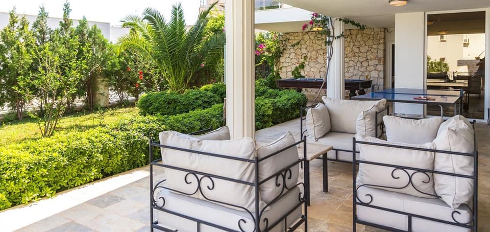 Ultra Modern 6 Bedroom Villa With Magnificent Sea views