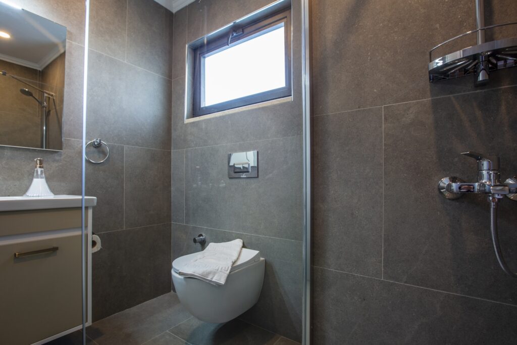 Semi-Detached 3 Bedroom Villas In Central Location