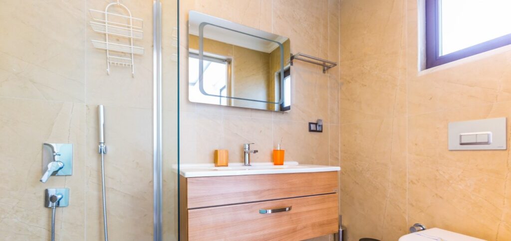 3 Bedroom Penthouse Apartment with Roof Top Plunge Pool