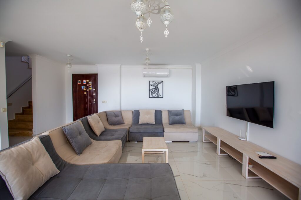 Modern Semi-Detached Villa With Private Infinity Pool and Sea views