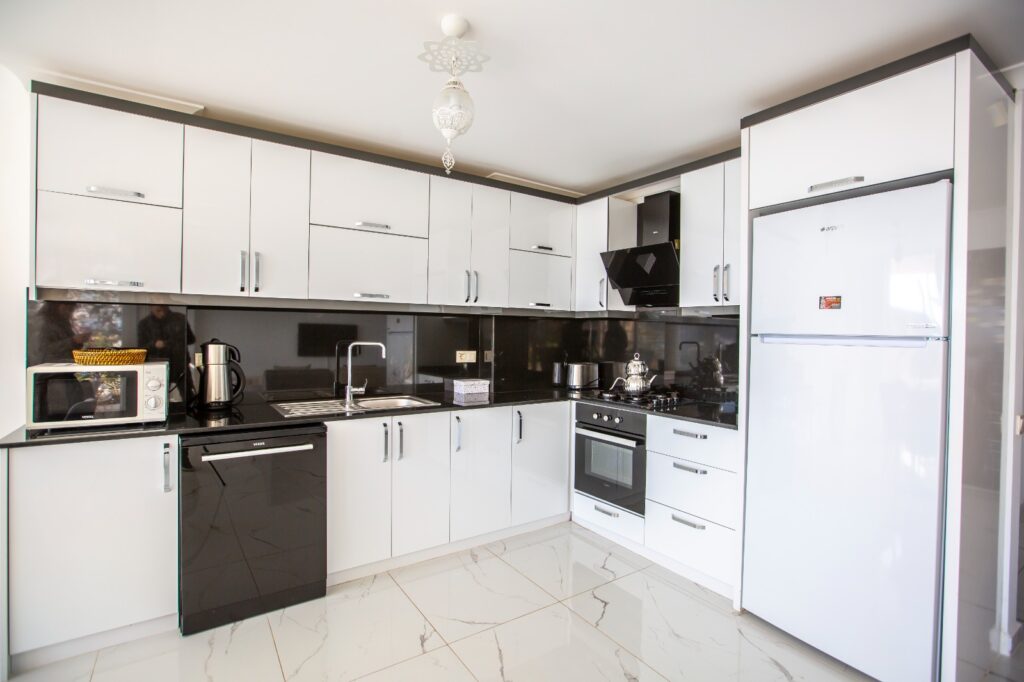 Modern Semi-Detached Villa With Private Infinity Pool and Sea views