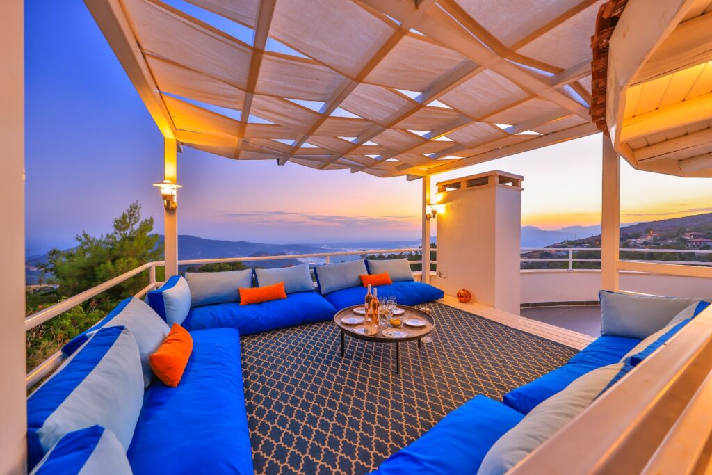 Stunningly Designed 5 Bedroom Villa in Tranquil Islamlar Village