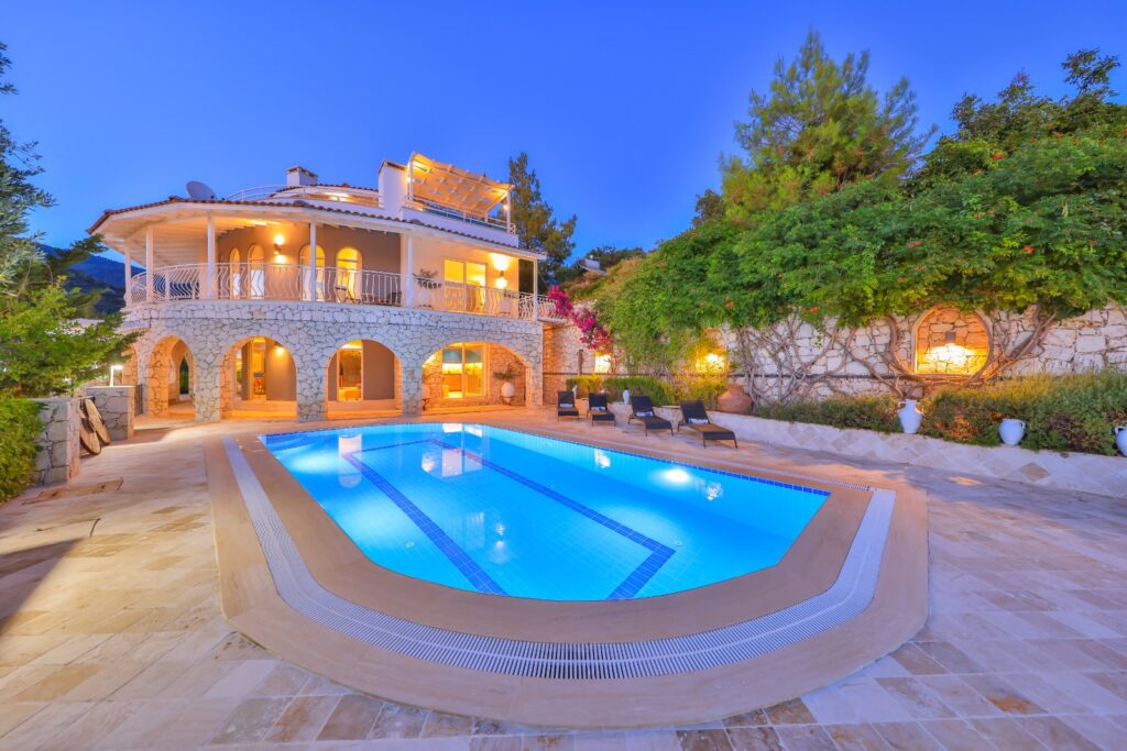 Stunningly Designed 5 Bedroom Villa in Tranquil Islamlar Village