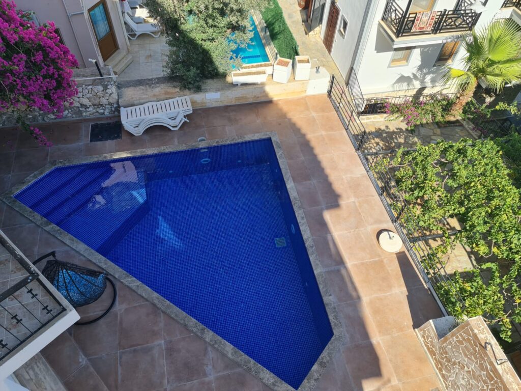 Amazing Central 2 Bedroom Apartment with Sea Views