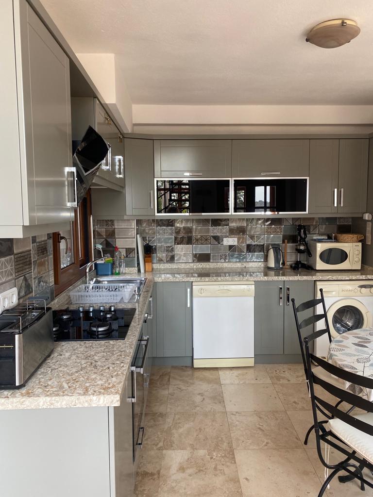 Traditional 4 Bedroom Villa in Central Location