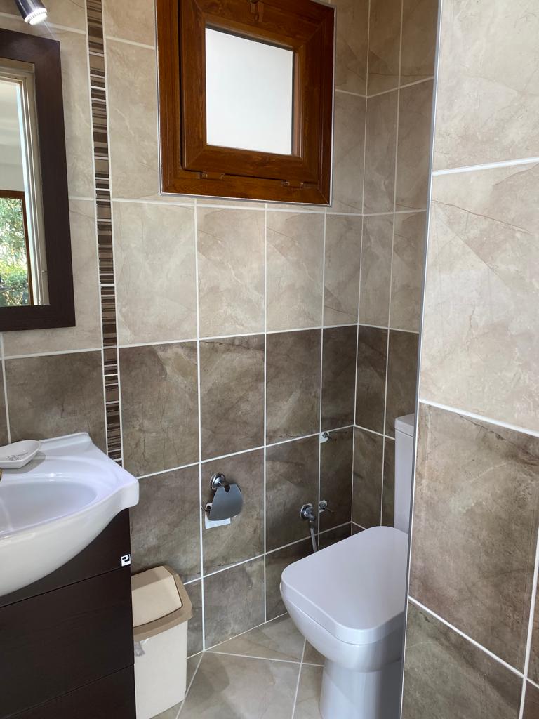 Traditional 4 Bedroom Villa in Central Location