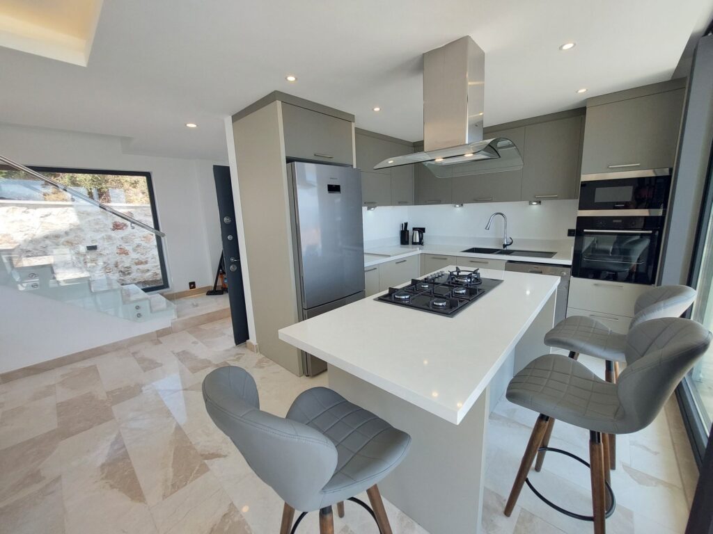 Stunning Sea View 4 Bedroom Modern Villa