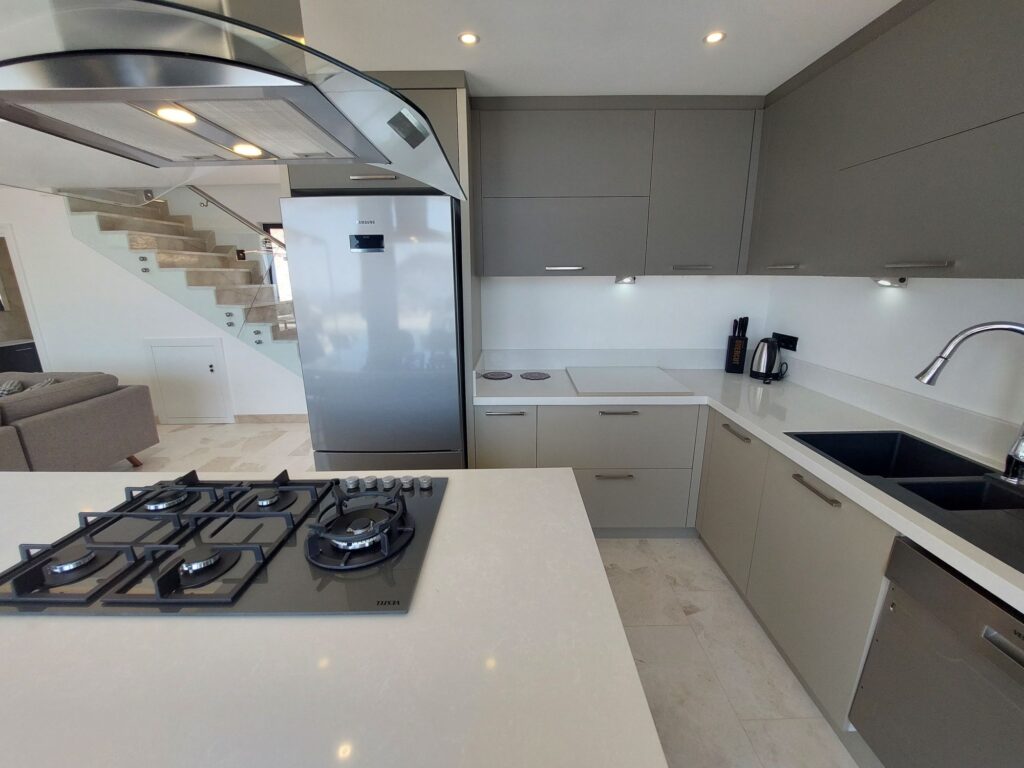 Stunning Sea View 4 Bedroom Modern Villa