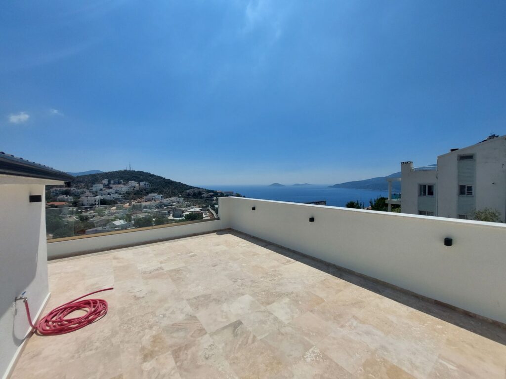 Stunning Sea View 4 Bedroom Modern Villa