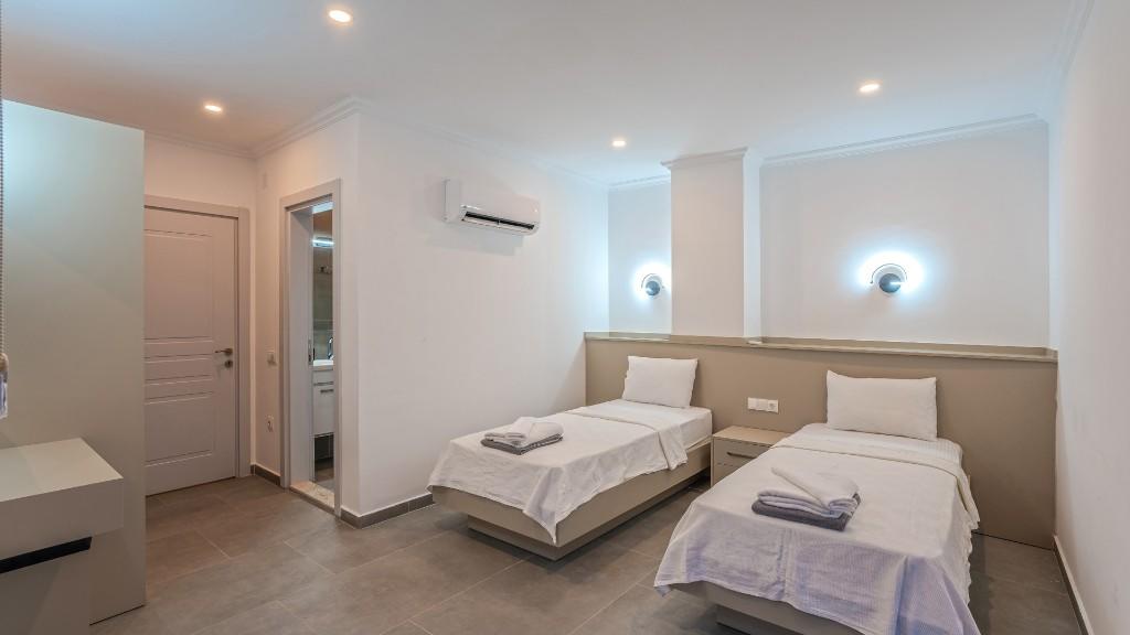 Brand New Luxury Modern Six Bedroom Villa in Ortaalan