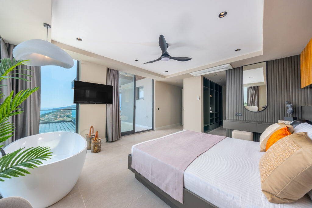 Brand New Luxury Modern Five Bedroom Villa with Indoor Swimming Pool