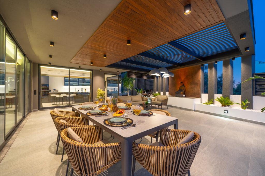 Brand New Luxury Modern Five Bedroom Villa with Indoor Swimming Pool