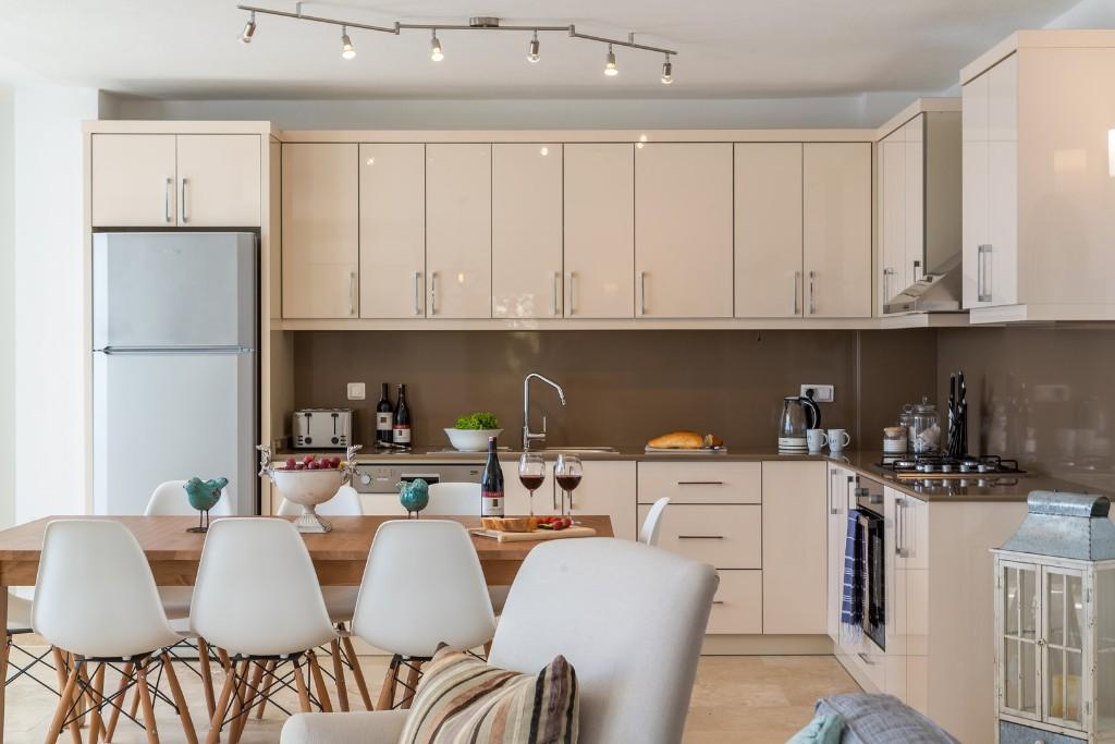 Tastefully Presented 4 Bedroom Villa In The Old Town