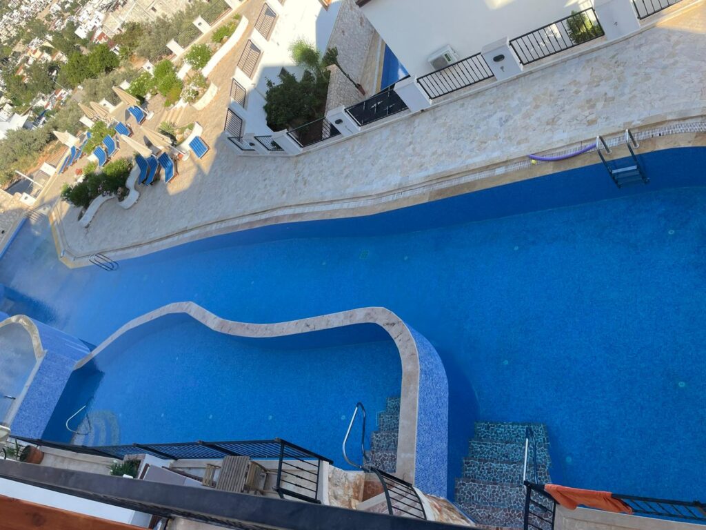 Automatically updates image attributes when a post is published or updated. Ensures image attributes are always consistent with settings.