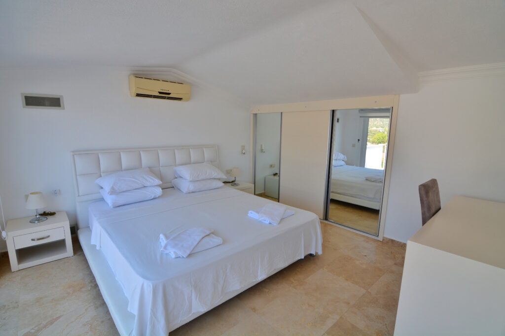 Beachfront Luxury Three Bedroom Villa in Kalkan Kalamar