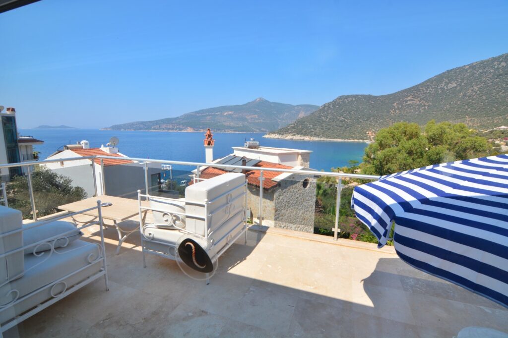 Beachfront Luxury Three Bedroom Villa in Kalkan Kalamar