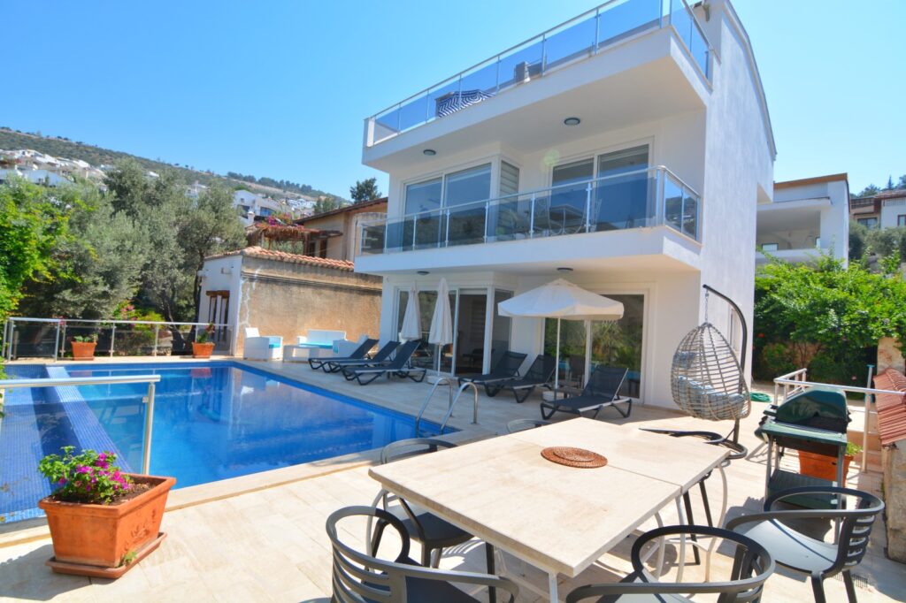 Beachfront Luxury Three Bedroom Villa in Kalkan Kalamar