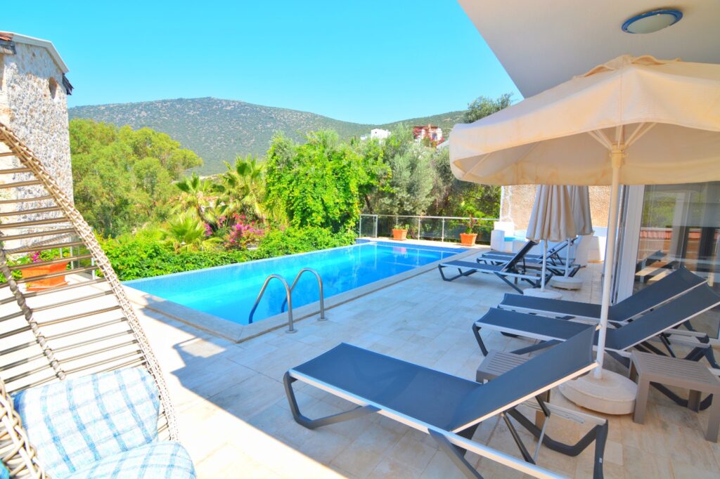 Beachfront Luxury 3 Bedroom Villa in Kalkan Kalamar