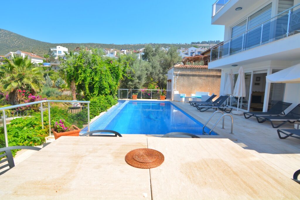 Beachfront Luxury Three Bedroom Villa in Kalkan Kalamar