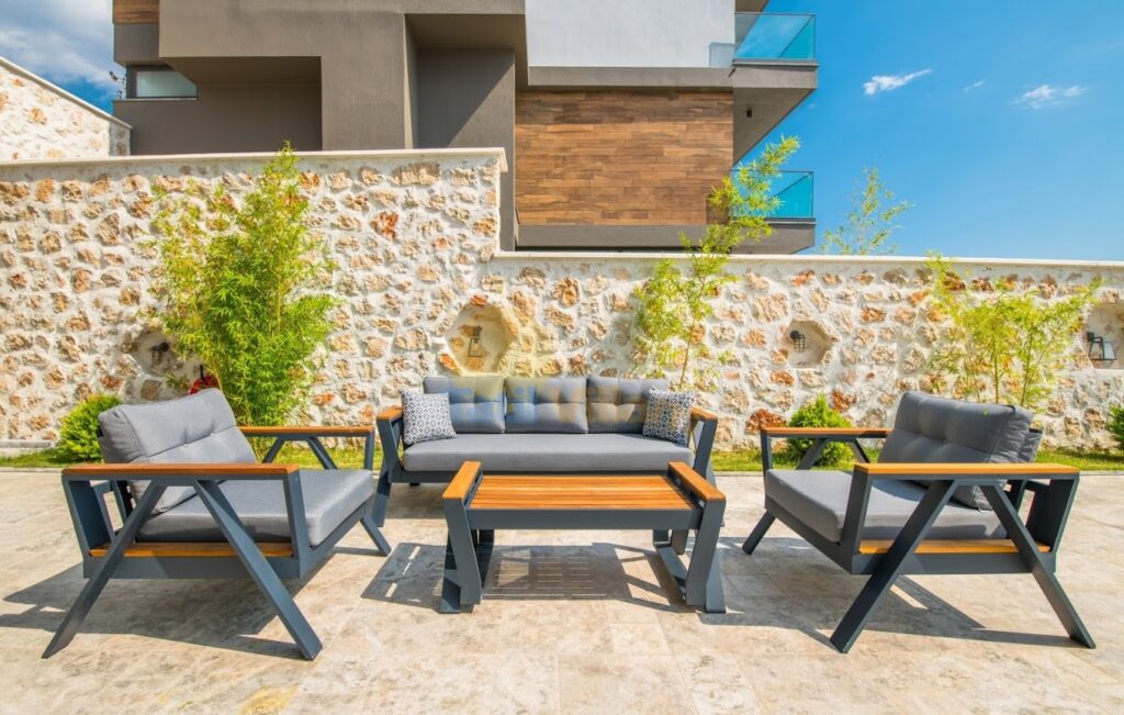 Luxury Ultra Modern Villa With Panoramic Island Views