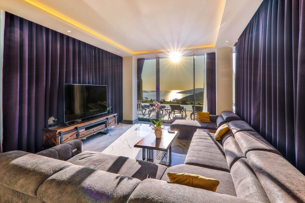 Luxury Ultra Modern Villa With Panoramic Island Views